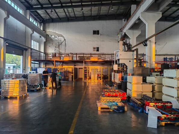 Guangzhou Tengsong Construction Machinery Equipment Co., Ltd línea de producción del fabricante
